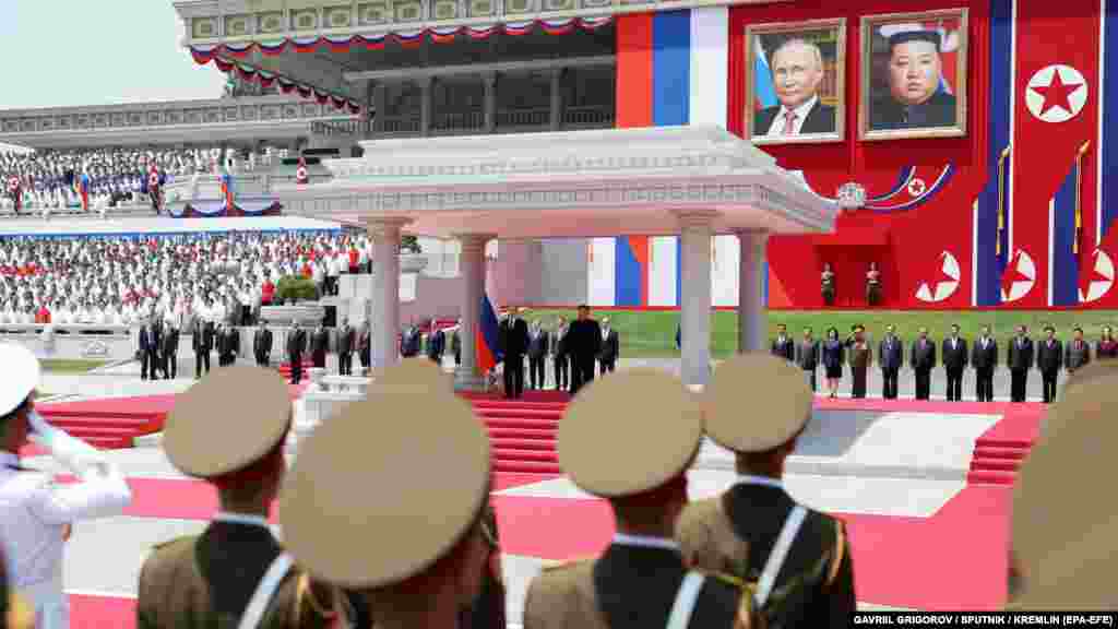 Kim „tüzes barátságnak” nevezte az észak-koreai–orosz kapcsolatokat. Putyin Észak-Koreából Vietnámba utazott, ahol hasonló támogatást kíván elérni a háborúhoz