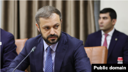 Հայաստանի էկոնոմիկայի նախարար Գևորգ Պապոյան, արխիվ