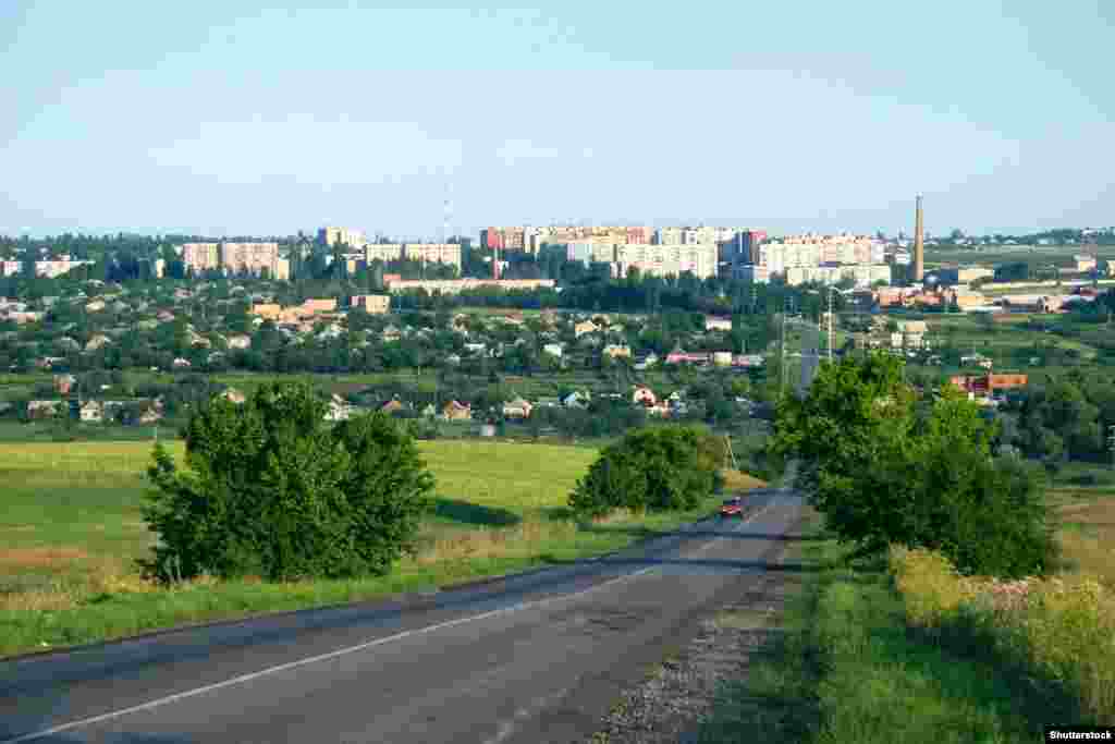 Një foto e Bahmutit pa datë, në rajonin lindor të Ukrainës, Donjeck. Para pushtimit rus të vitit 2022, qyteti ishte shtëpi e rreth 70.000 njerëzve. 