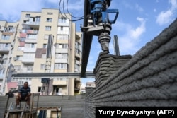 Gryka e printimit gjatë punës në Lviv, më 24 maj.