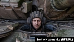 Ukrainadaky urşuň 36 aýy 36 suratda