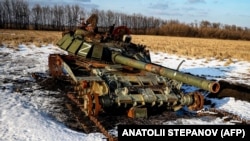 Знищений Силами оборони України танк армії РФ, Харківщина, архівне фото