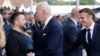 În imagine, de la stânga la dreapta: Volodimir Zelenski, președintele Ucrainei, liderul american Joe Biden și președintele Franței, Emmanuel Macron. 