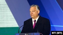Wengriýanyň premýer-ministri Wiktor Orban Aşgabatda prezident Serdar Berdimuhamedow we Halk maslahatynyň başlygy Gurbanguly Berdimuhamedow bilen duşuşdy.
