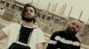 تصویری از موزیک ویدئو «آماده‌باش» که دو روز پیش از سوی این دو خواننده معترض منتشر شد