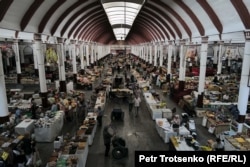 Pançşanbe bazarynyň pawiliony, Hojant, Täjigistan. 2024-nji ýylyň 14 iýuny.