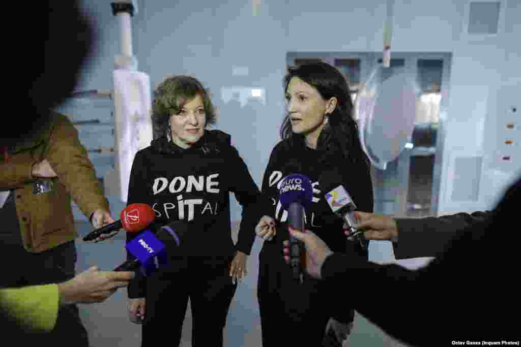 Oana Gheorghiu (stânga) și Carmen Uscatu, fondatoare ale asociașiei Dăruiește Viață, inițiatoare ale campaniei.