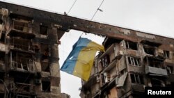Мариуполдогу талкаланган көп кабаттуу үй. 