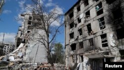 Орусиянын аскерлери талкалаган украин турак-жайлары. Иллюстрациялык сүрөт.