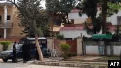خانه ای که همسران و فرزندان اسامه بن لادن در آن محصور هستند و جلسه دادگاه هم در همان جا برگزار شده است