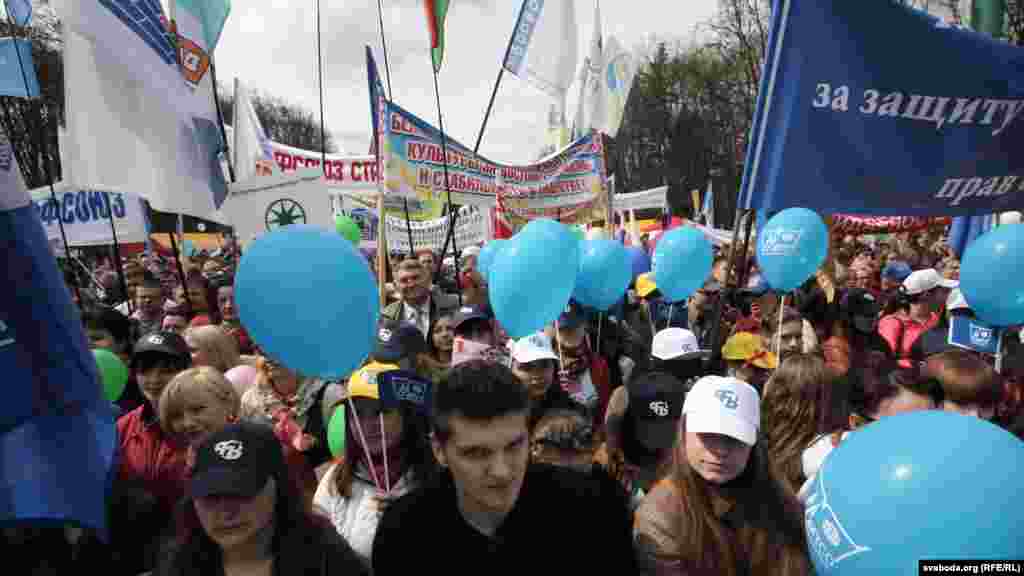 Belorus, Minsk. Hökumətin təşkil etdiyi mitinq. 1 may 2013