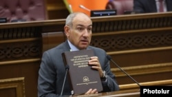 Վարչապետ Նիկոլ Փաշինյանը խորհրդարանում, 18-ը հունիսի, 2025թ. 