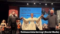 Концертта катнашучылар