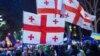 La una din manifestațiile pro-europene de la Tbilisi, februarie 2024.