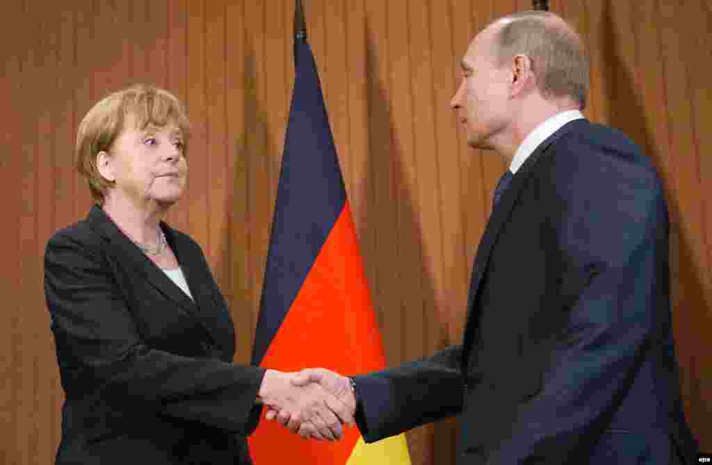 Susret njemačke kancelarke Angele Merkel i ruskog predsjednika Vladimira Putina u Deauvilleu, 6. juni