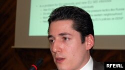 George Dura