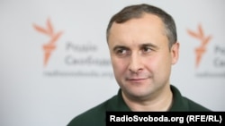 Речник прикордослужби Олег Слободян (на фото) повідомив, що британцеві заборонили в'їзд в Україну на три роки