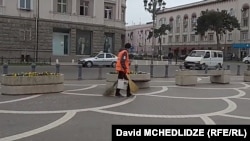 რუსთავის ცენტრალური მოედანი