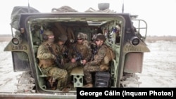 La un exercitiu militar NATO la Capul Midia, România