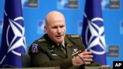 Глава Европейского командования Вооружённых сил США Кристофер Каволи