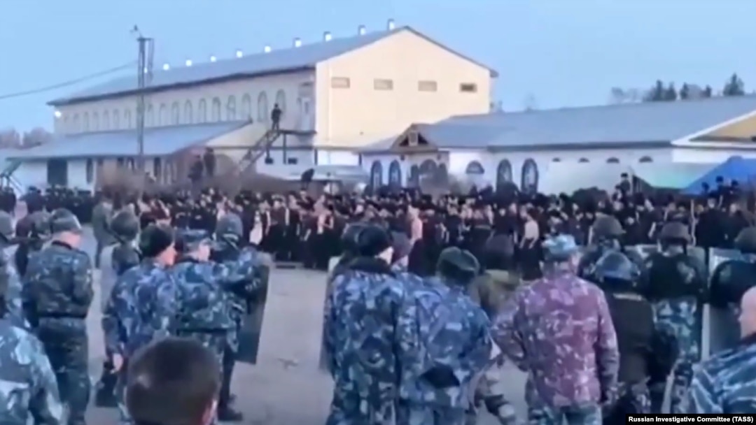 Подавление акции протеста заключенных в ангарской ИК-15 в 2020 году