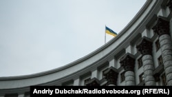 Кабінет міністрів вже заборонив ввозити з Росії низку товарів, в тому числі продукти харчування, сільськогосподарську хімію і будівельні матеріали