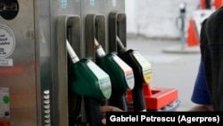 O nouă creștere a prețurilor la combustibili: de astăzi un litru de motorină va costa 28,53 de lei