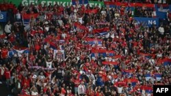 Navijači Srbije tokom fudbalske utakmice grupe C UEFA Euro 2024 između Srbije i Engleske u Gelzenkirhenu 16. juna 2024.