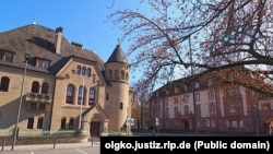 Clădirea Tribunalului Regional Superior din Koblenz, Germania.