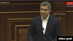 Արթուր Վանեցյան