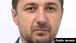 Европа Парламенти депутати Адриан-Жорж Аксиния