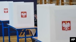 Виборчі дільниці відкрилися о восьмій ранку за Києвом, голосування тривало до 22:00
