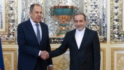 Ministrul iranian de Externe, Abbas Aragqchi, și omologul rus, Serghei Lavrov (fotografie de arhivă).