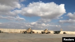 Ushtarët amerikanë në bazën ajrore Al Asad në Irak.