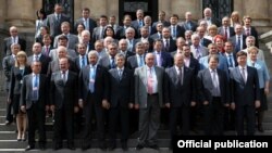 Սեւծովյան տնտեսական համագործակցության խորհրդարանական վեհաժողովի նիստի մասնակիցները