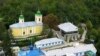 Guvernul R. Moldova interzice două săptămâni adunările religioase