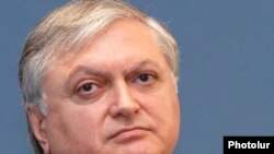 Министр иностранных дел Армении Эдвард Налбандян (архивное фото) 
