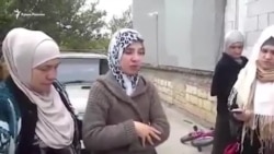Тоткарланган кырымтатарын кыйнаганнар