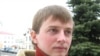 У Гомелі міліцыя й людзі ў цывільным ломяцца ў кватэры актывістаў