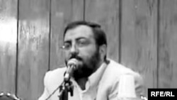 عباس پاليزدار که خود را دبير کميته تحقيق و تفحص مجلس معرفی کرده بود، پس از ايراد اتهام های سنگين در زمينه فساد اقتصادی به مقام های جمهوری اسلامی، بازداشت شد.(عکس: RFE/RL)