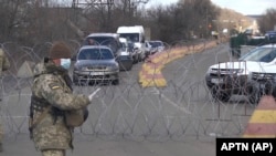 «На ізоляції (в тому числі самоізоляція) перебуває 164 особи. Кількість військовослужбовців, у яких закінчується ізоляція у найближчі чотири доби – 55 осіб»