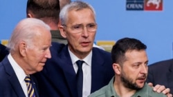 Stoltenberg: Suntem smeriți în fața sacrificiilor pe care le fac ucrainenii