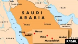 در۷ ژانويه سال ۱۹۲۶ ميلادی تقريبا ۸۰ سال پيش، عبدالعزيز عبدالرحمن السعود اعلام کرد مناطق تحت اختيار او مملکت مستقل سعودی است اما در حقيقت شش سال بعد يعنی ۲۳ سپتامبر ۱۹۳۲ ميلادی تاريخ اعلام رسمی استقلال کشور سعودی محسوب می شود