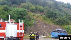 Двадесет души изгубиха живота си при катастрофата на туристически автобус край Своге през 2018 г. Лошокачествен път е сред причините за инцидента