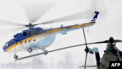 Helikopter kreće u pomoć područjima pogođenim jakim snježnim padavinama, februar 2012.