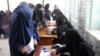 Gra afgane duke votuar gjatë zgjedhjeve parlamentare në Kandahar të Afganistanit, vitin e kaluar.