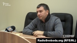 Вовк стверджує, що добровільно склав повноваження голови суду з 1 серпня