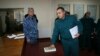 Сотрудники правоохранительных органов Юкоричирчикского района Ташобласти клянутся на священном Коране не брать взятку.