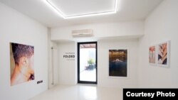 Поглед на поставката "Folded" од Зоран Шекеров / фотографија на авторот 