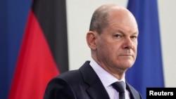 Când vine vorba de boicotarea gazului rusesc, cancelarul german Olaf Scholz vorbește constant despre riscul de recesiune. În prezent, UE a aprobat numai boicotarea importurilor de cărbune din Rusia.